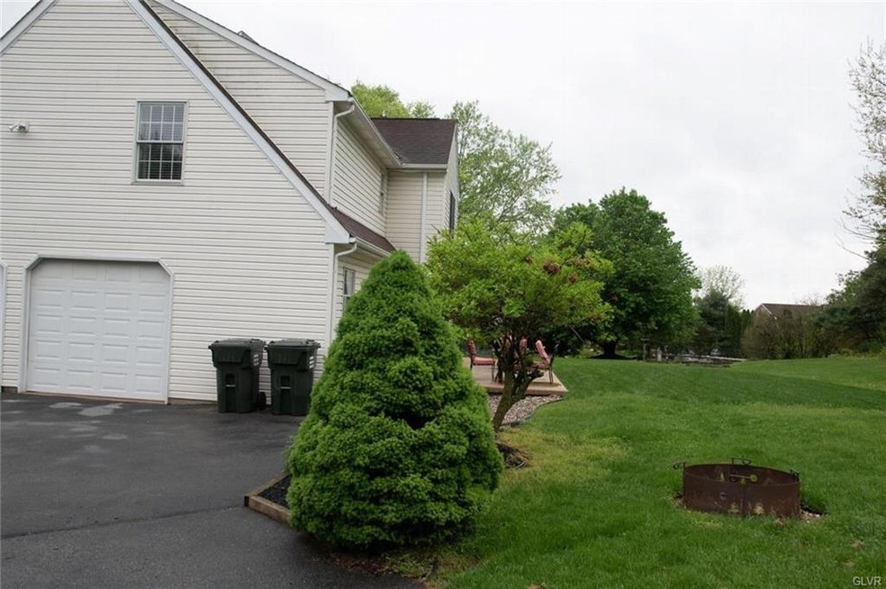 2709 Foxfire Ct, Coplay, PA 18037 - photo 1