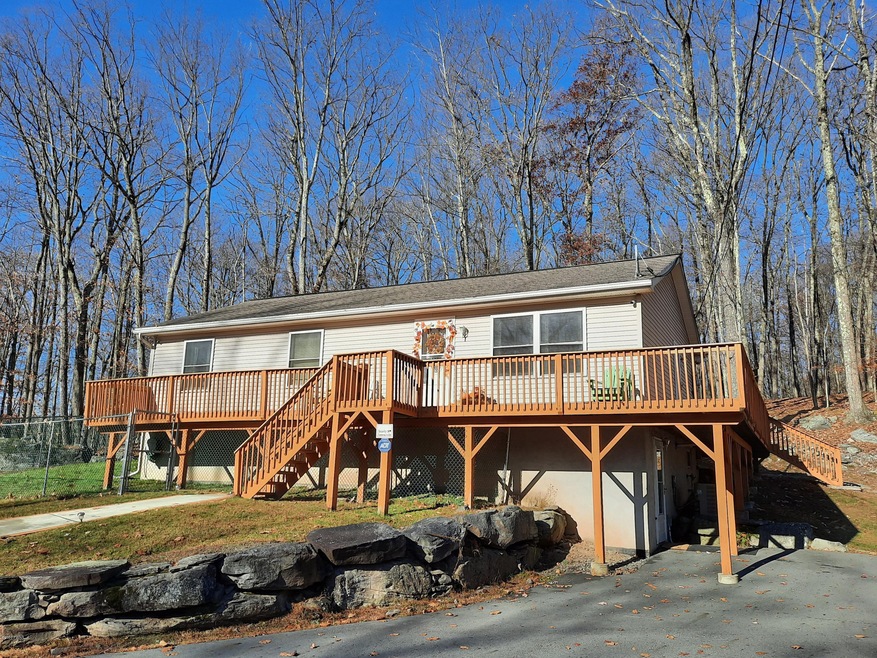 380 Daniels Rd, Hawley, PA 18428 - photo 1