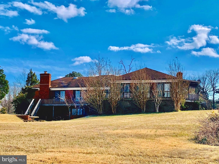 20765 Ridge Rd, Colonial Beach, VA 22443 - photo 1