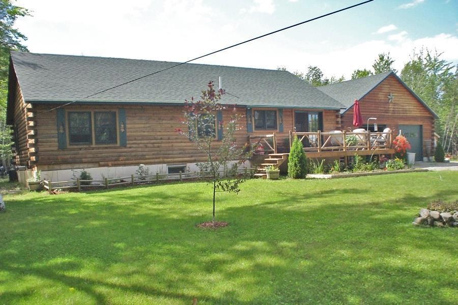 Log Home for Sale in Mattamiscontis Twp