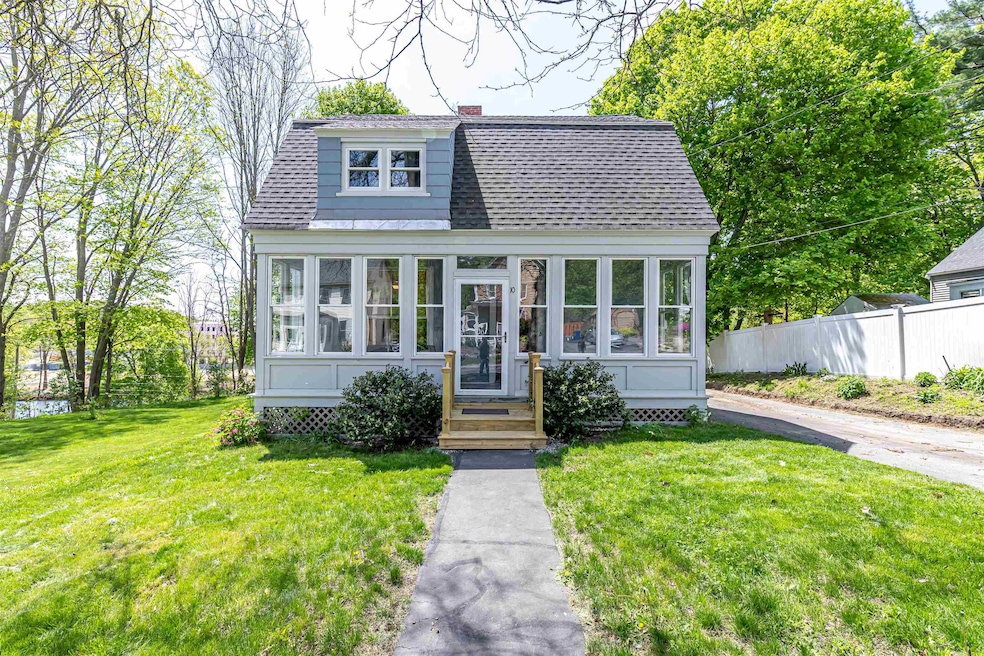 10 Rogers St, Dover, NH 03820 - photo 1