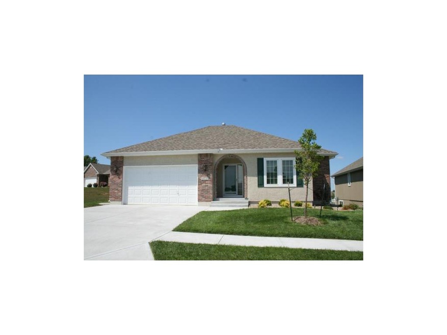 Welcome to 4621 SW Soldier Drive Lee's Summit, MO 