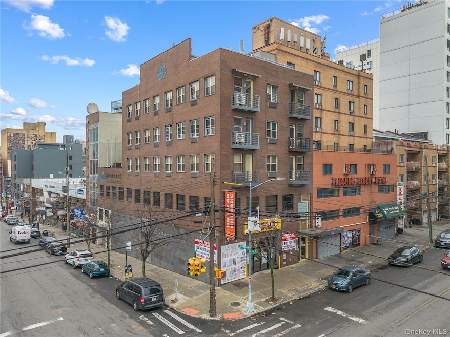 134-38 35th Ave unit 3D, Flushing, NY 11354 - photo 1