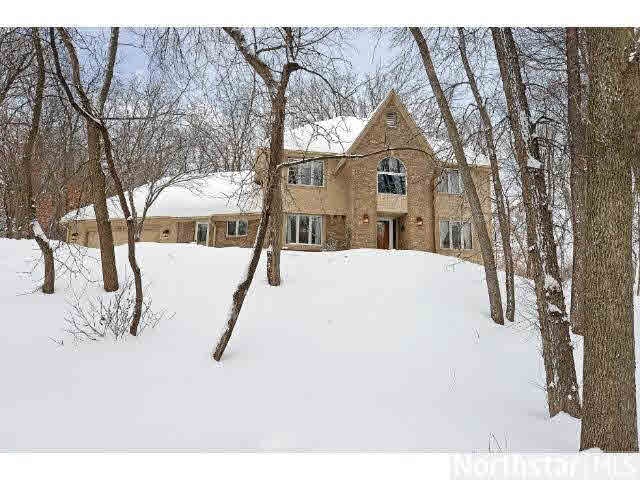 18090 Covington Rd, Minnetonka, MN 55345 - photo 1