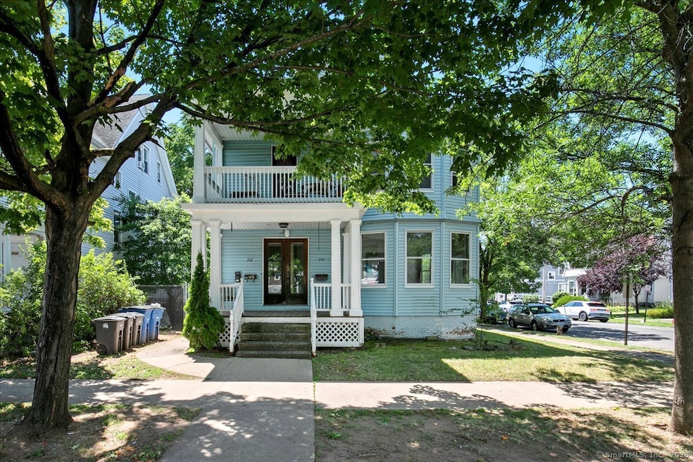 212 Maple Street, 1st Floor