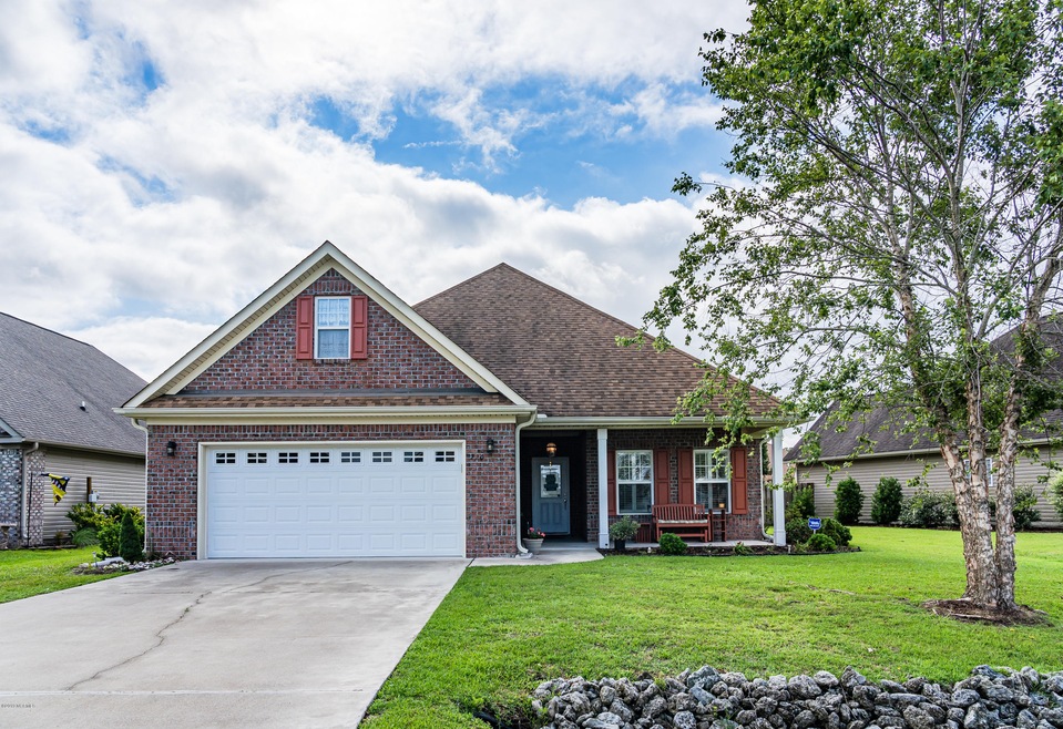 220 Silver Creek Loop MLS-01
