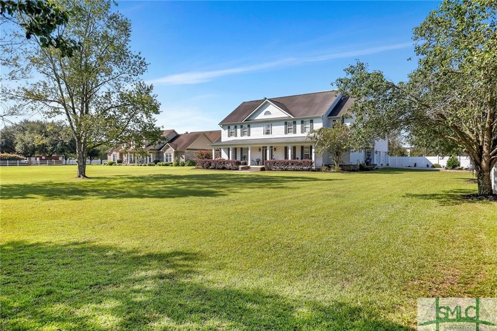 Beautiful Estate on 1.78 Acre Lot