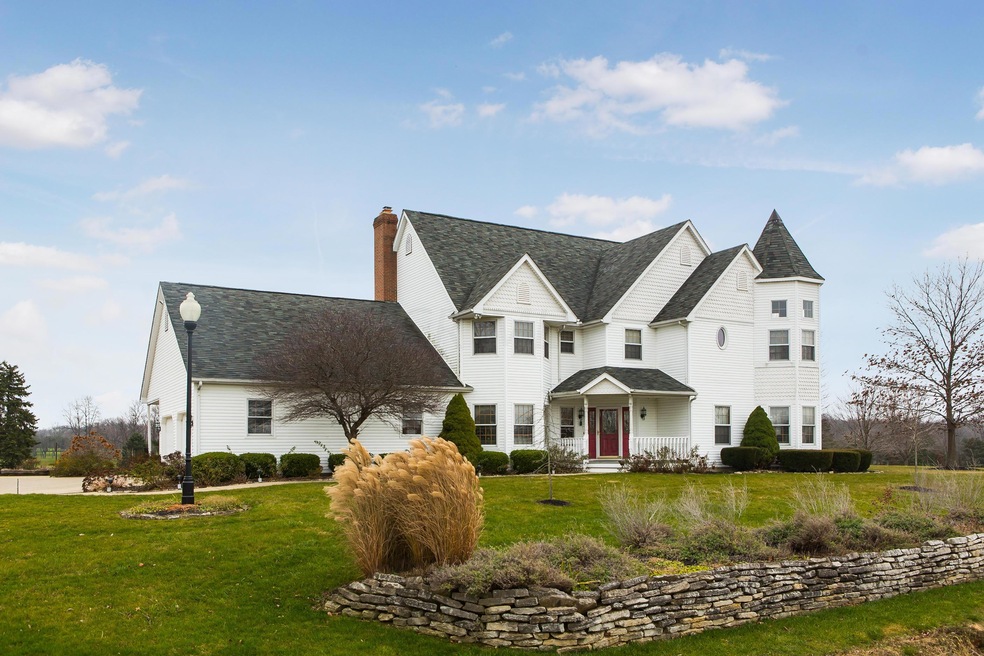 3196 Stringtown Rd NE, Lancaster, OH 43130 - photo 1