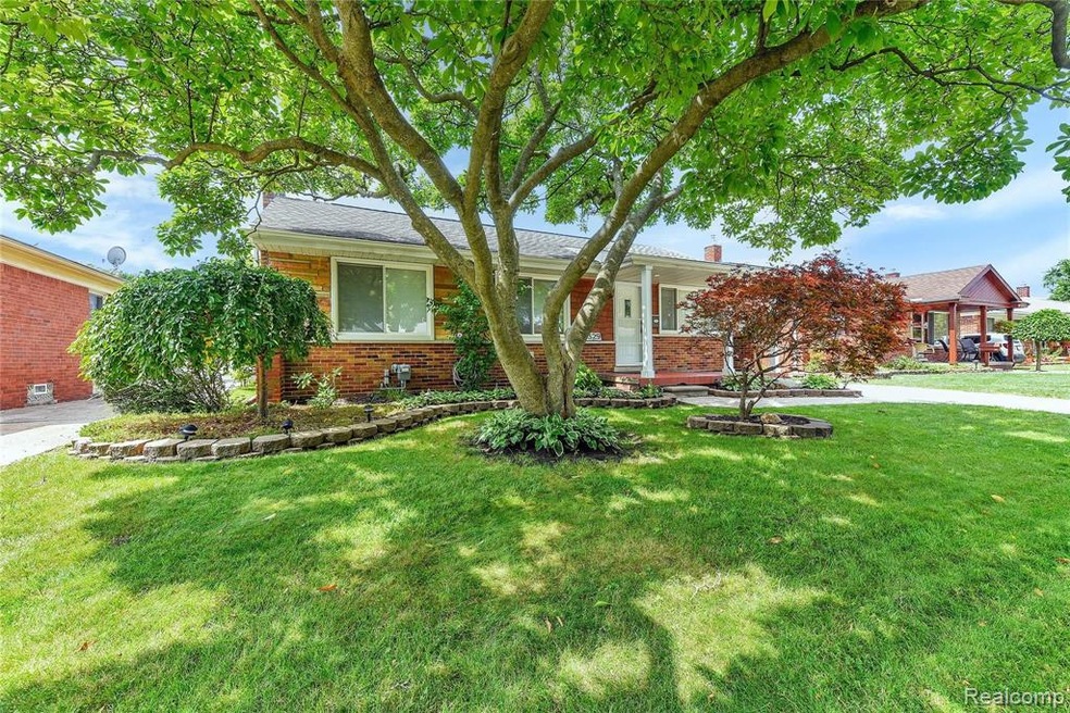 28329 Fountain - HD Drone Photography-25.jpg