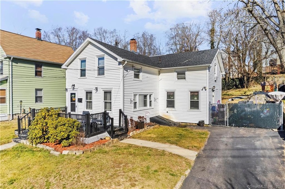 45 Cole St, New London, CT 06320 - photo 1