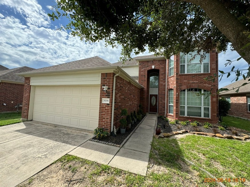 30319 Castle Forest Dr, Spring, TX 77386 - photo 1