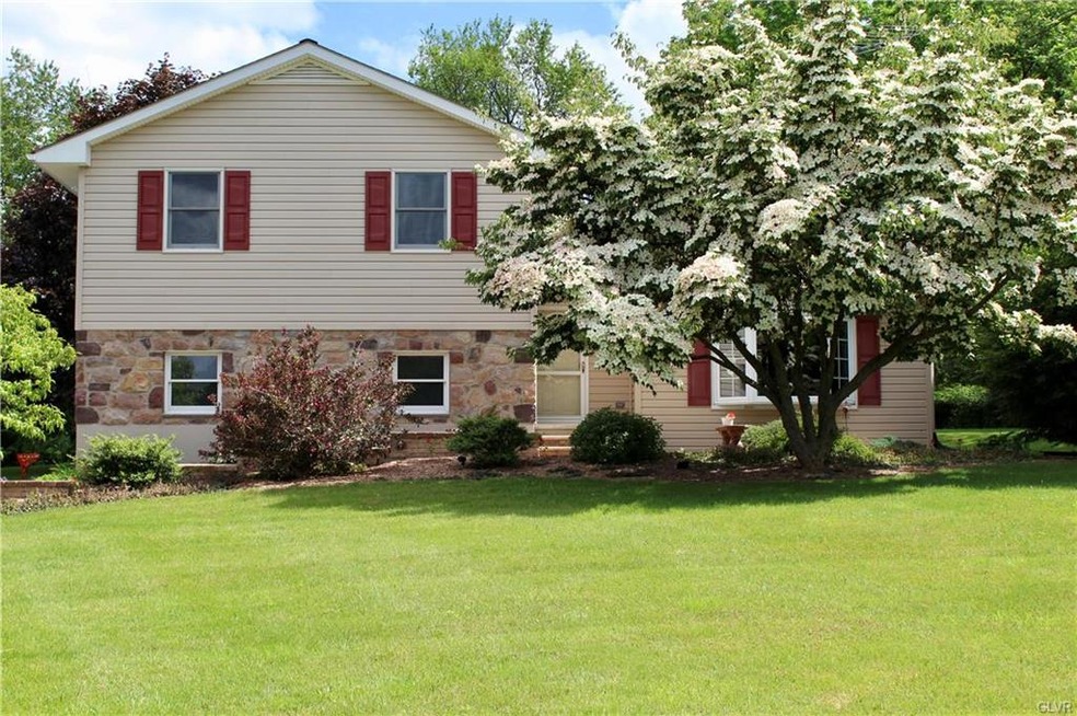 5001 Buss Dr, Emmaus, PA 18049 - photo 1