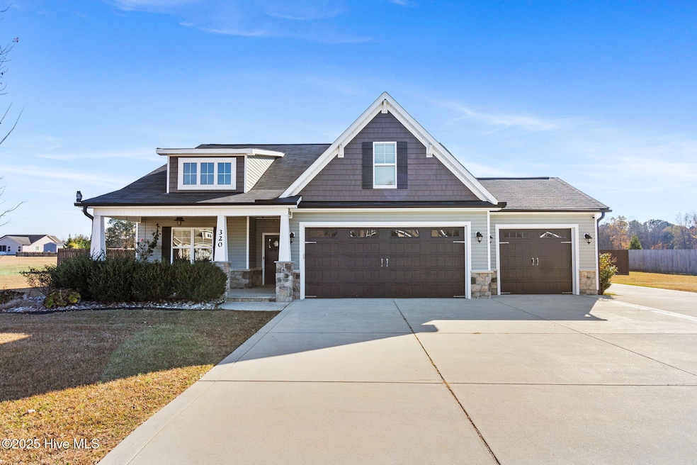 320 Fairfax Dr, Sanford, NC 27332 - photo 1