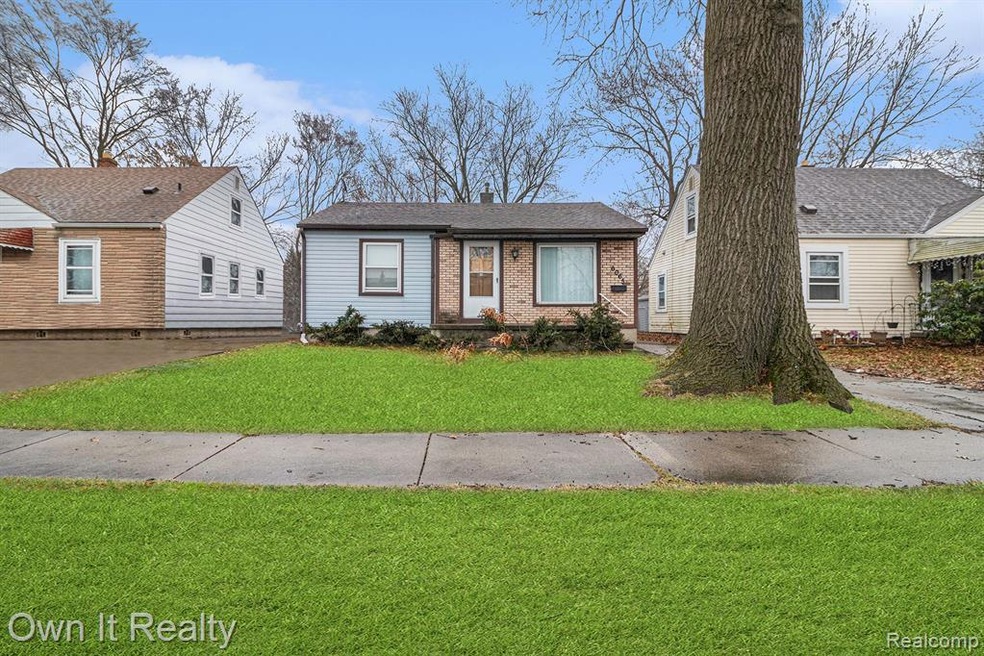 Welcome Home!! Photos May Be Weather Enhanced.