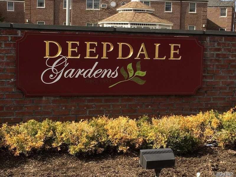 6025 251st St unit 807, Little Neck, NY 11362 - photo 1