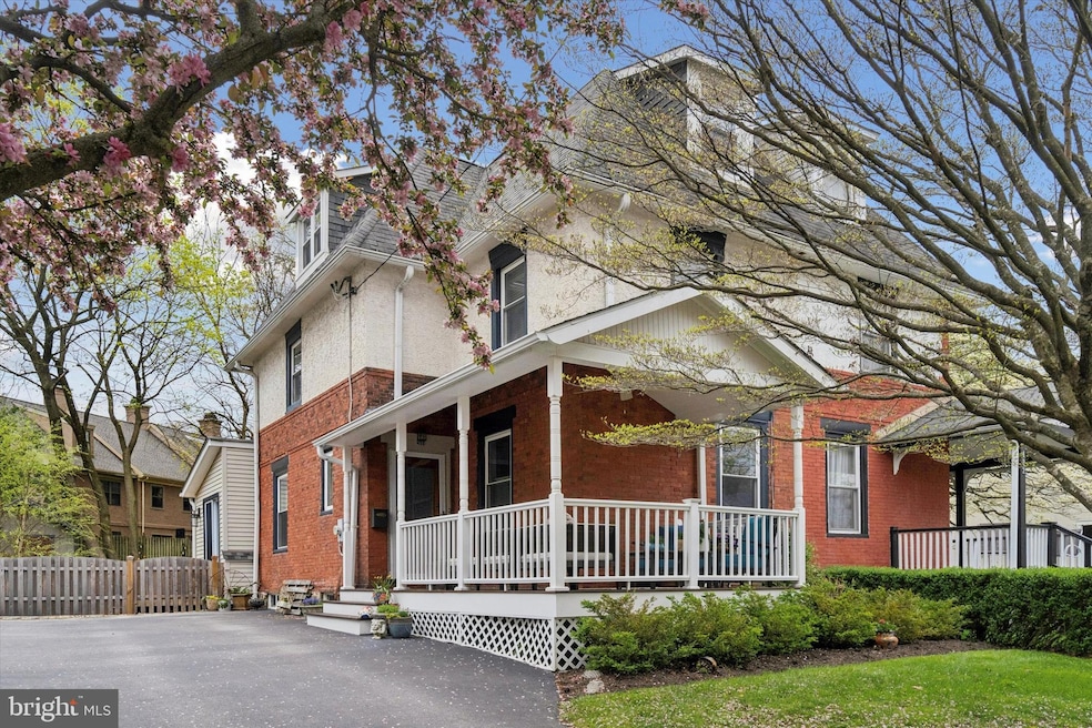 420 W Beechtree Ln, Wayne, PA 19087 - photo 1