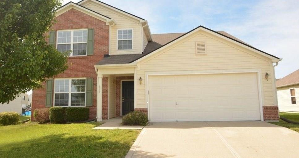 839 Pine Lake Dr, Greenwood, IN 46143 - photo 1