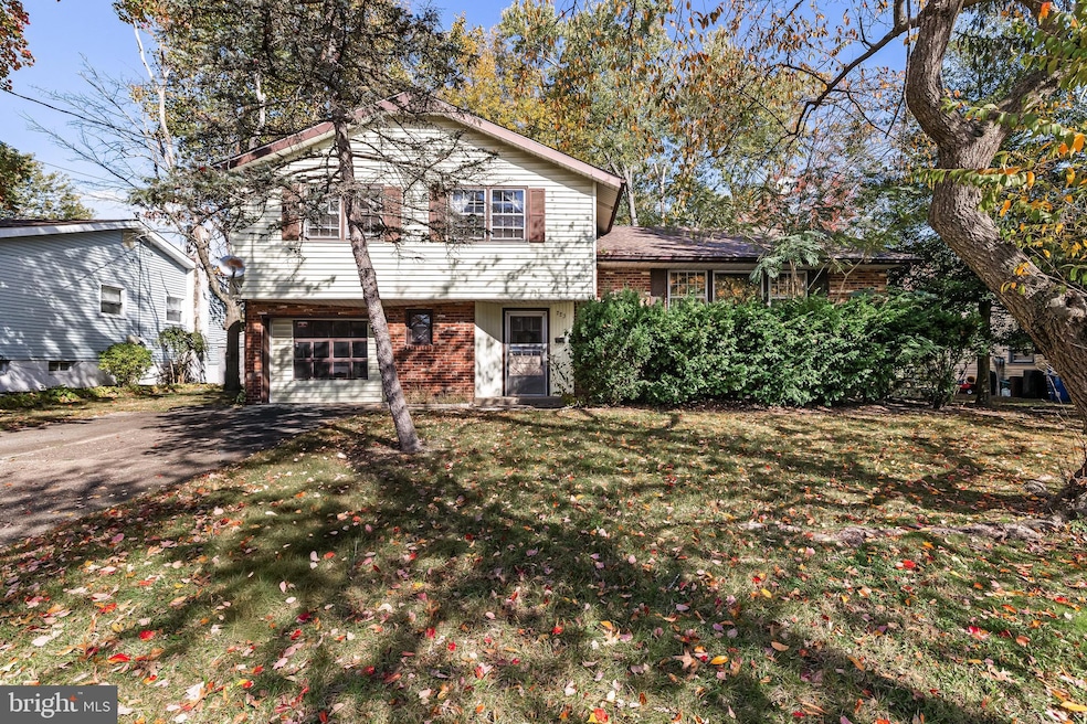 Under Contract $400,000 • Co-Listing Agent