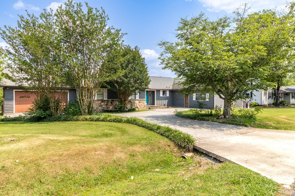 904 Josephine Dr, Tunnel Hill, GA 30755 - photo 1