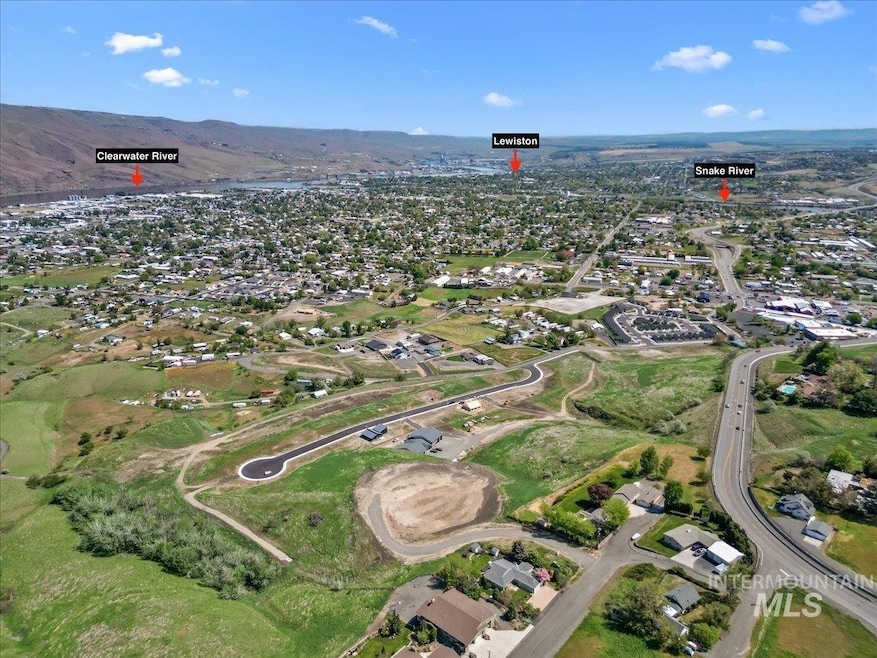 1653 Bennett Hill Dr, Clarkston, WA 99403 - photo 1