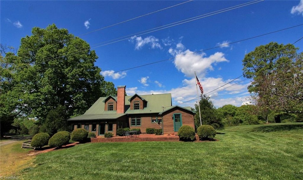 2173 Wilkesboro Hwy, Statesville, NC 28625 - photo 1