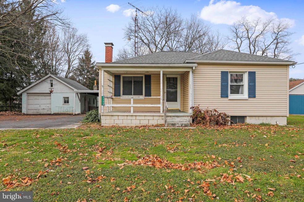 1199 Warm Spring Rd, Chambersburg, PA 17202 - photo 1