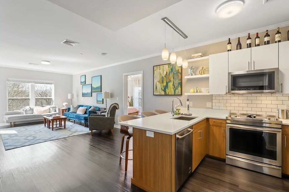 Triple 9 Brookside unit 413, Quincy, MA 02169 - photo 1