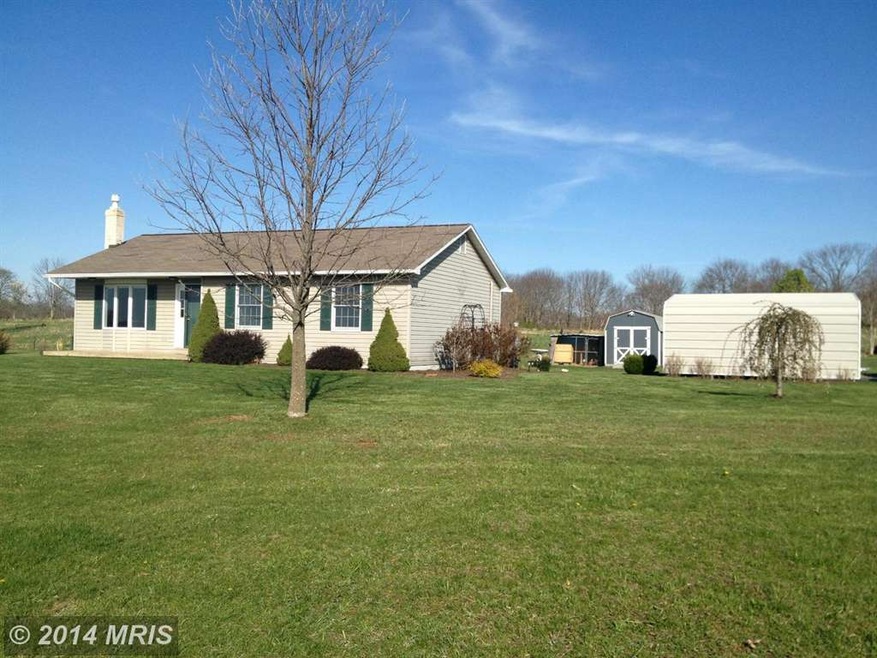 132 Bedrock Ln, Berryville, VA 22611 - photo 1