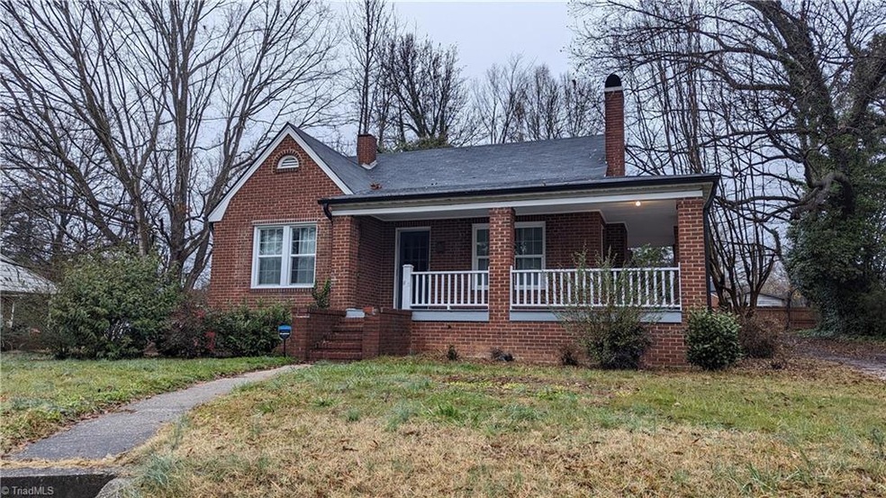 830 Dixon Ave, Asheboro, NC 27203 - photo 1