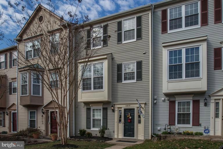 13915 Gunners Place, Centreville, VA 20121 - photo 1