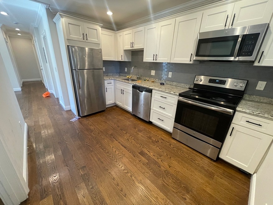 39 W Walnut Park unit 2, Roxbury, MA 02119 - photo 1