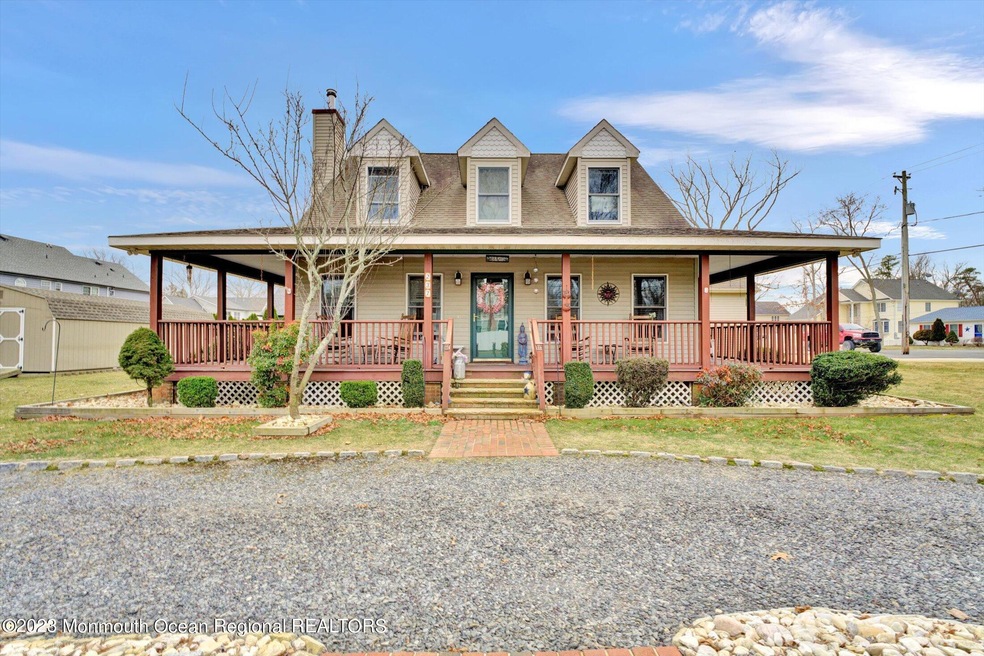 237 Madison Ave, Bayville, NJ 08721 - photo 1