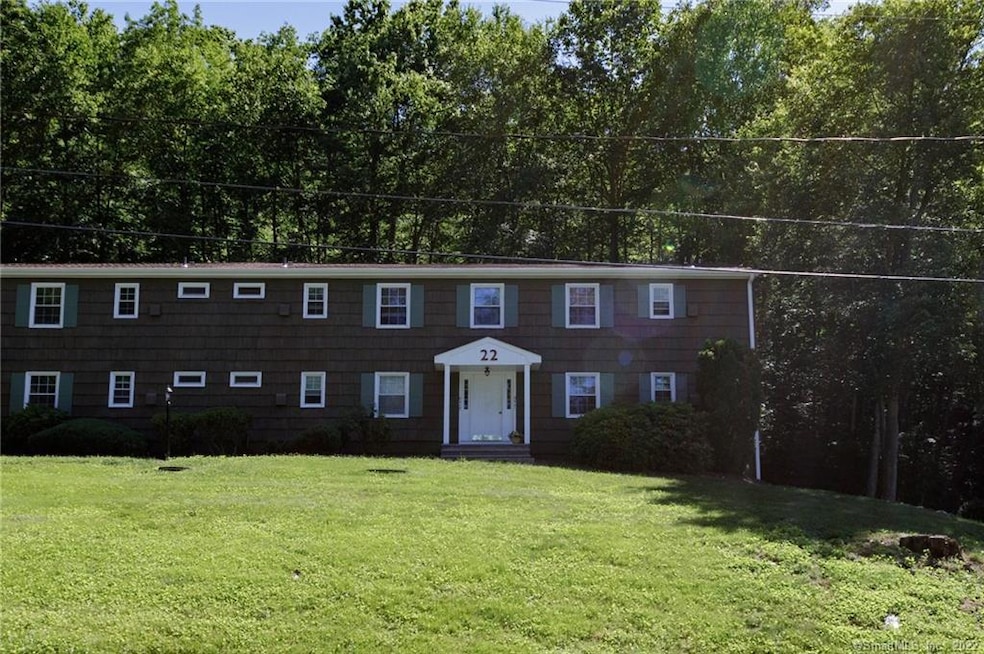 22 Pilgrim Trail unit G-1, Woodbury, CT 06798 - photo 1