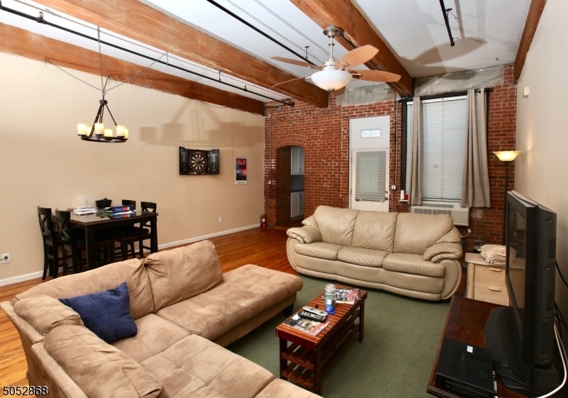 366 Trenton Ave unit 1E, Paterson, NJ 07503 - photo 1