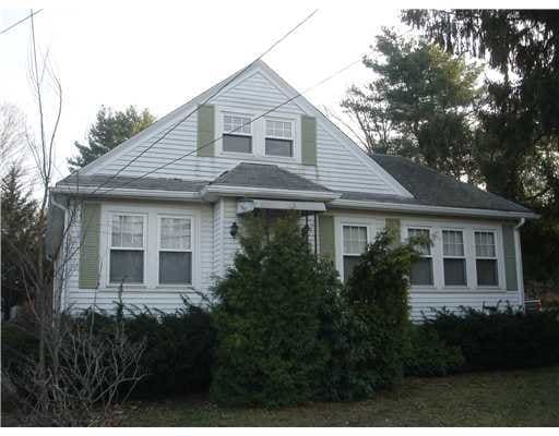 652 Putnam Pike, Greenville, RI 02828 - photo 1