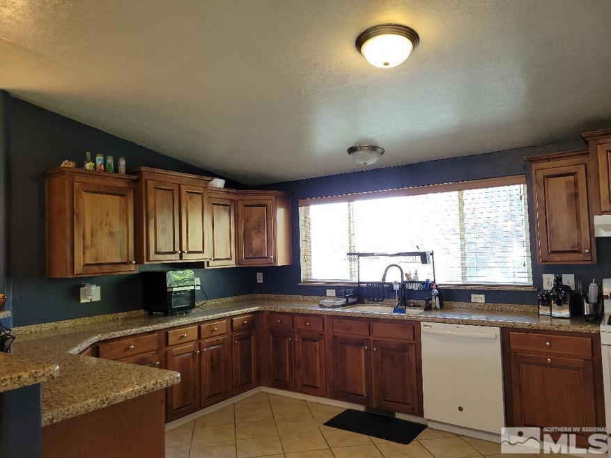 3465 Moon Ln, Winnemucca, NV 89445 - photo 1