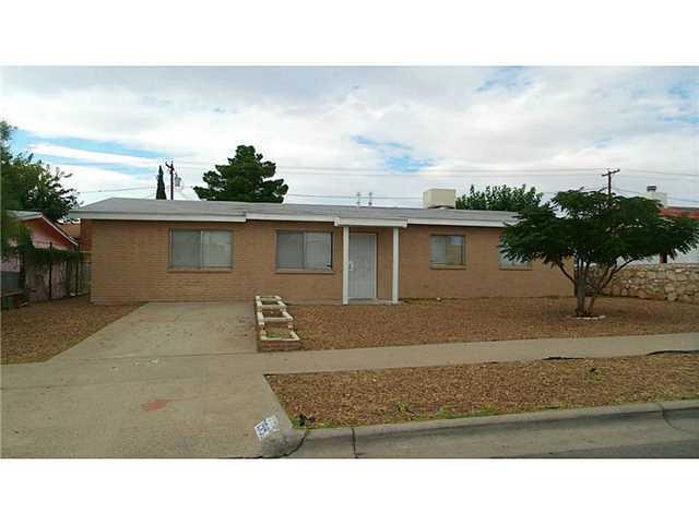 7919 Mazatlan Dr, El Paso, TX 79915 - photo 1