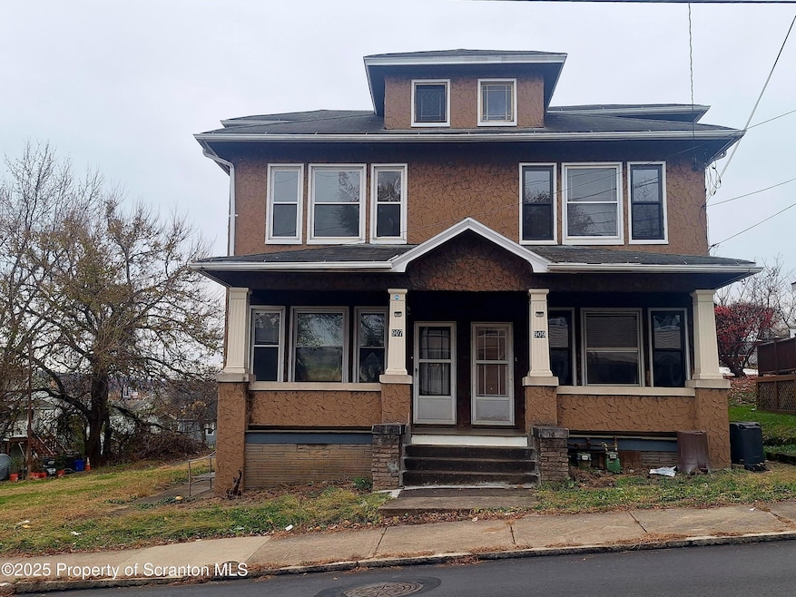 909 W Linden St unit 2, Scranton, PA 18504 - photo 1