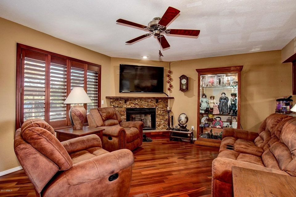 Living_Room_2