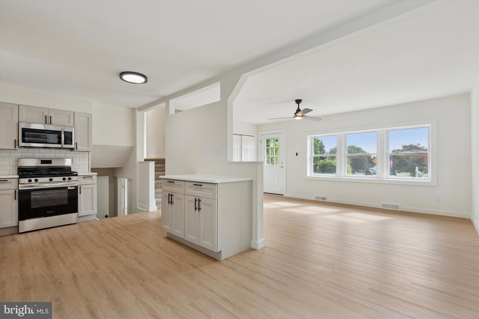 For Sale $435,000 • Co-Listing Agent