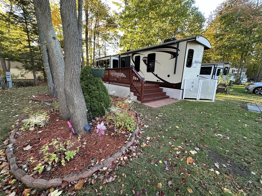 150 Chapel Rd unit 46, Wells, ME 04090 - photo 1