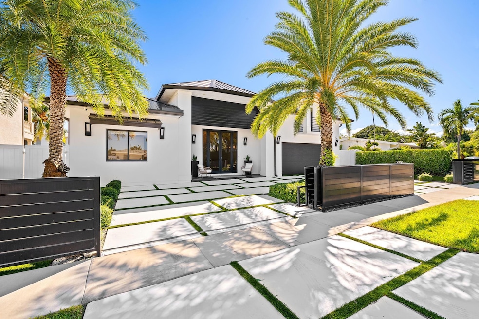 710 NE 69th St, Boca Raton, FL 33487 - photo 1