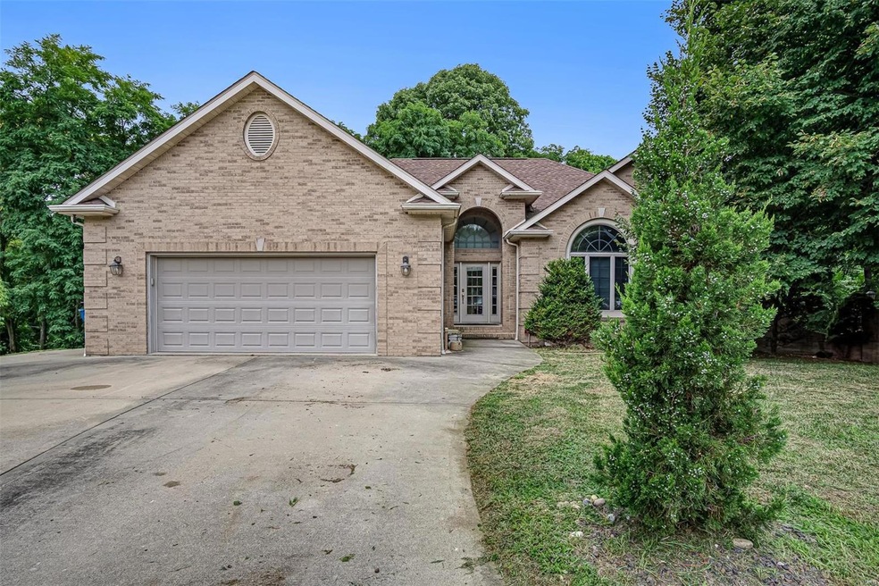 3 Chelsea Road, Collinsville, IL