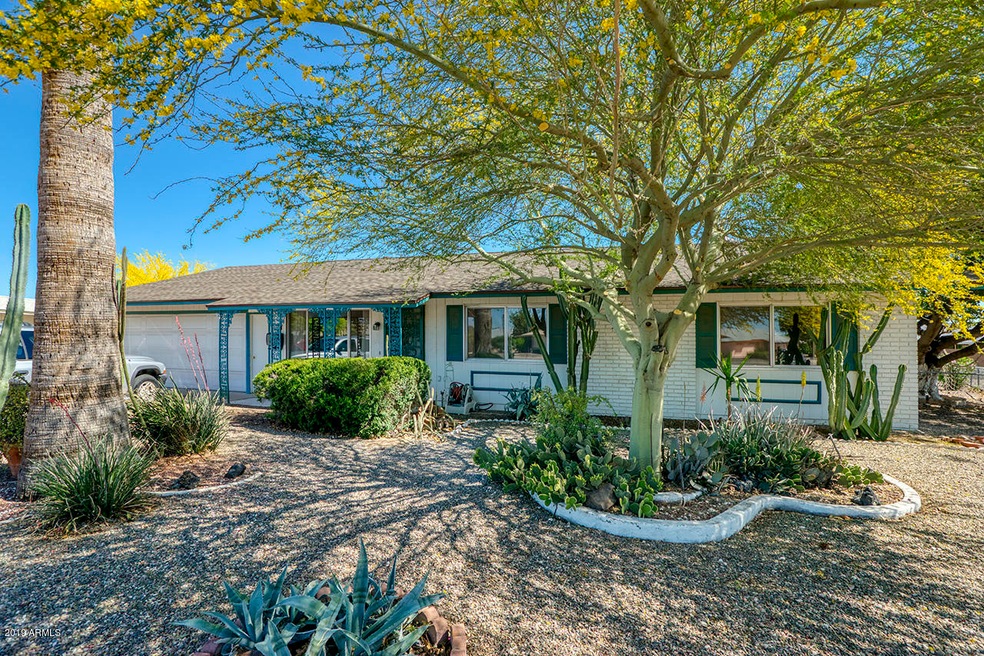 10016 W Oakmont main