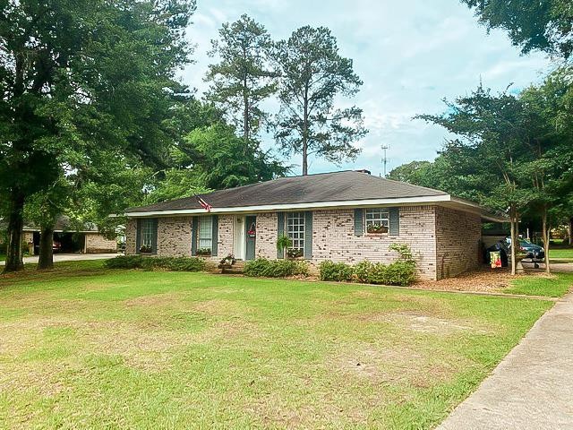 918 Pope Cir, McComb, MS 39648 - photo 1