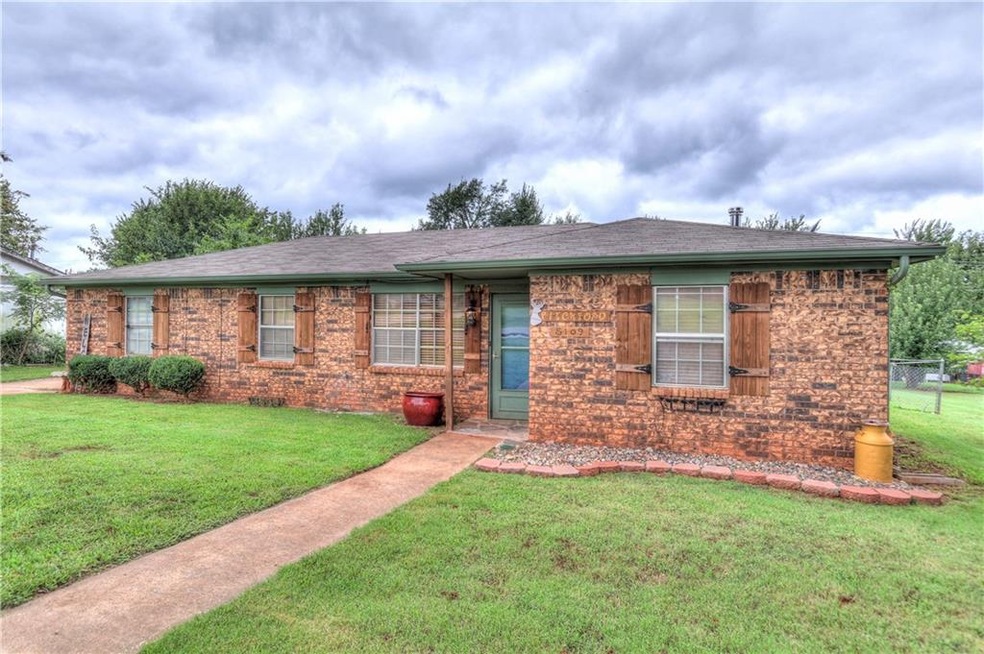 Rustic Charm - great value and location with priva