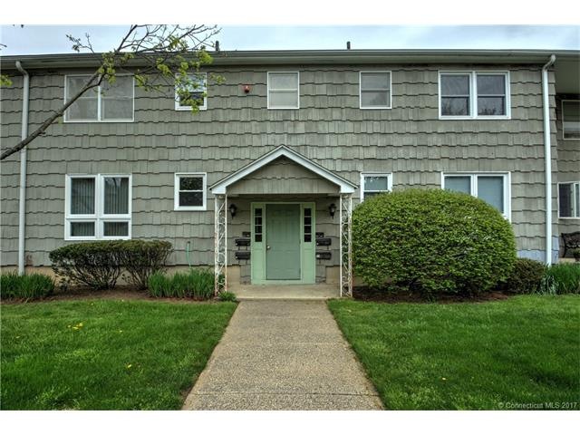 Welcome to 82 Carriage Path South!