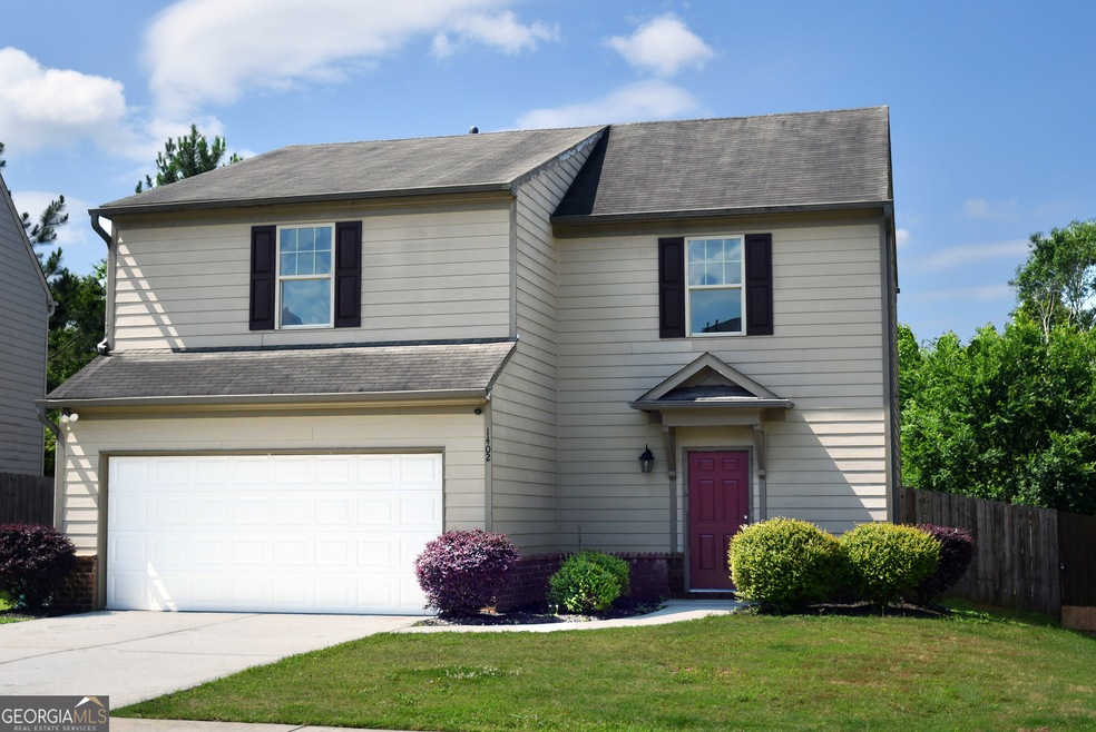 3BR/2.5 Bath - Move in Ready!