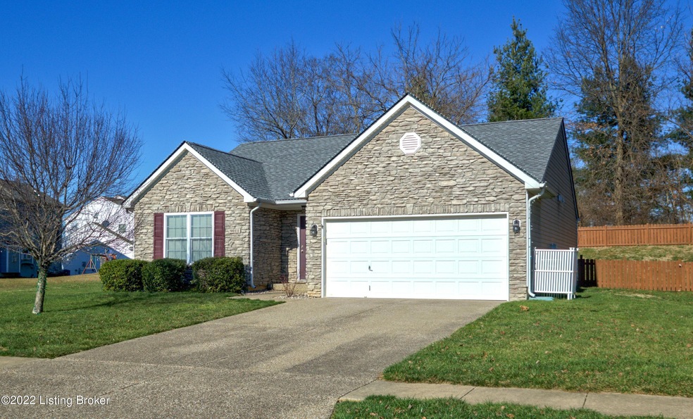 9011 Teak Dr, Louisville, KY 40228 - photo 1