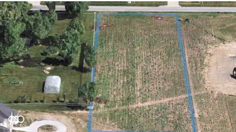 0 W Stinemyer Rd unit MBR22051655, New Palestine, IN 46163 - photo 1